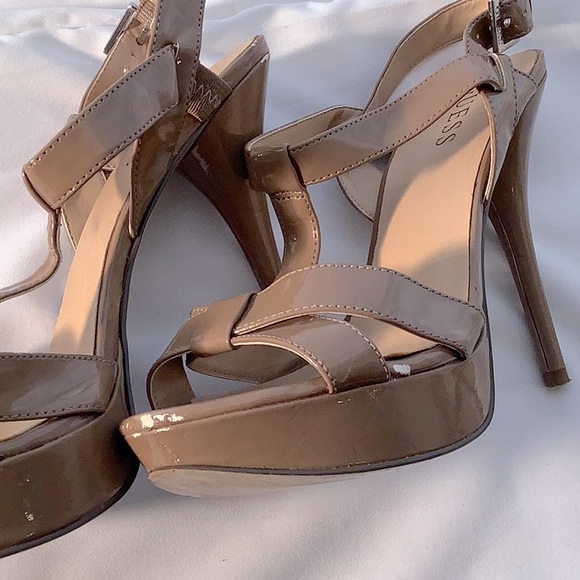 GUESS G High 5” Heels, Size 7 Beige Patent Leather. Minor Wear. See Picture #7 - Picture 7 of 7
